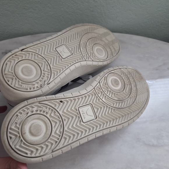 Veja White and Black Lace Up Sneakers - Picture 7 of 7